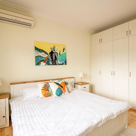 A Luxurious 2 Bedroom Apartment In Center Sofya Dış mekan fotoğraf