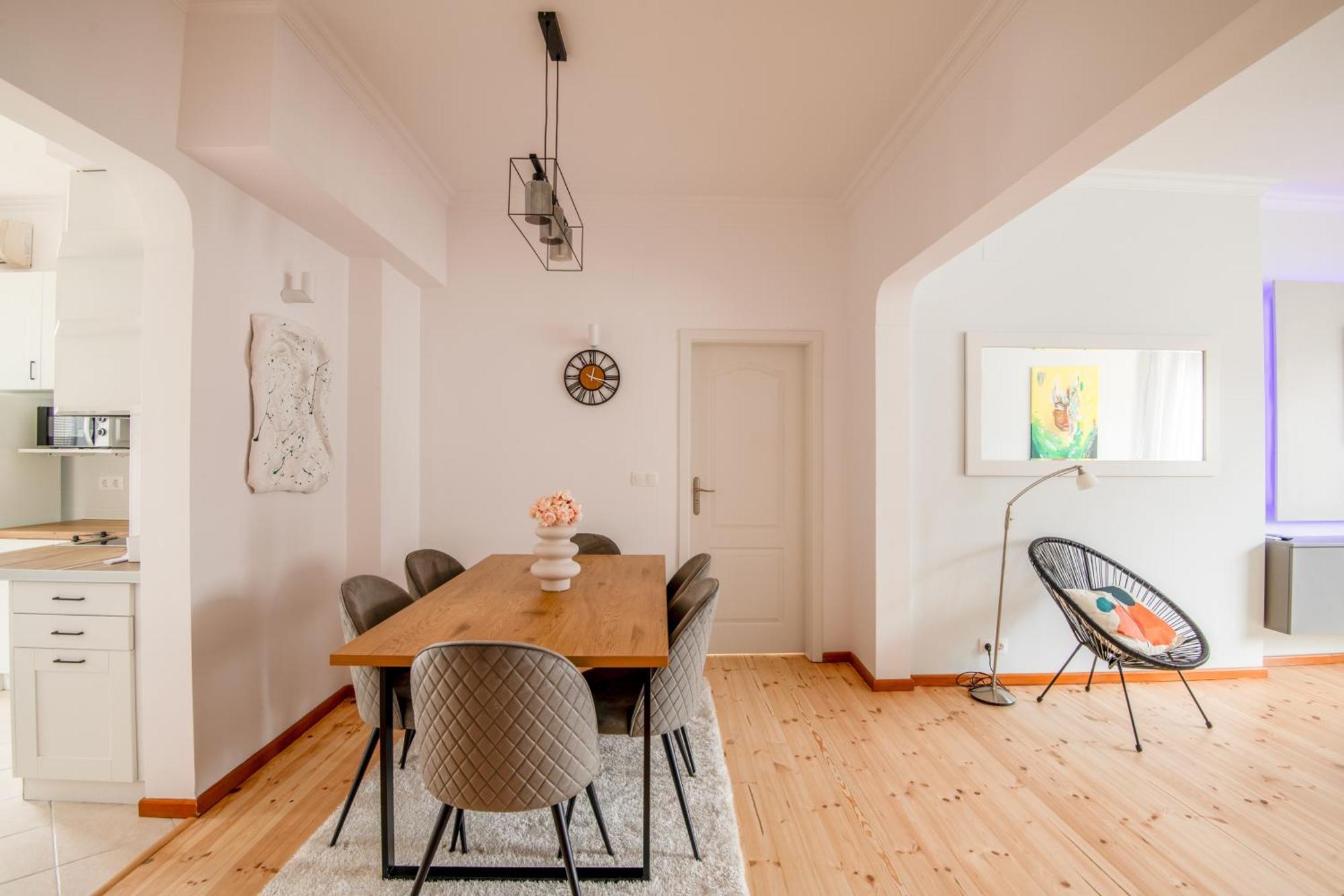 A Luxurious 2 Bedroom Apartment In Center Sofya Dış mekan fotoğraf
