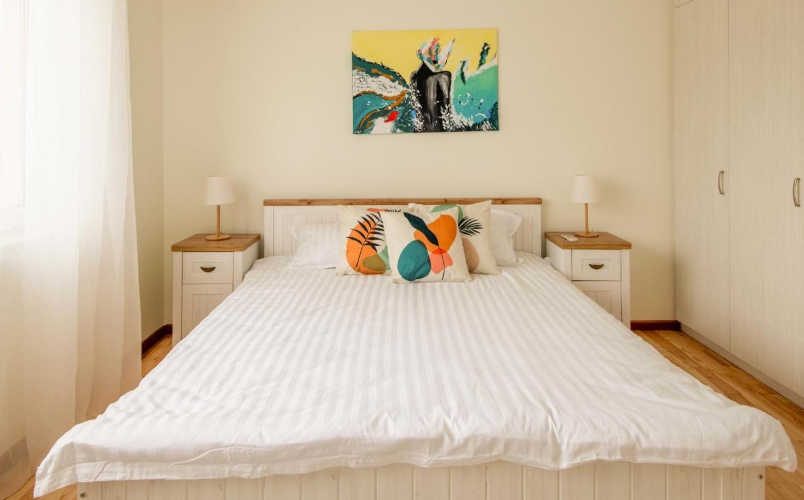 A Luxurious 2 Bedroom Apartment In Center Sofya Dış mekan fotoğraf